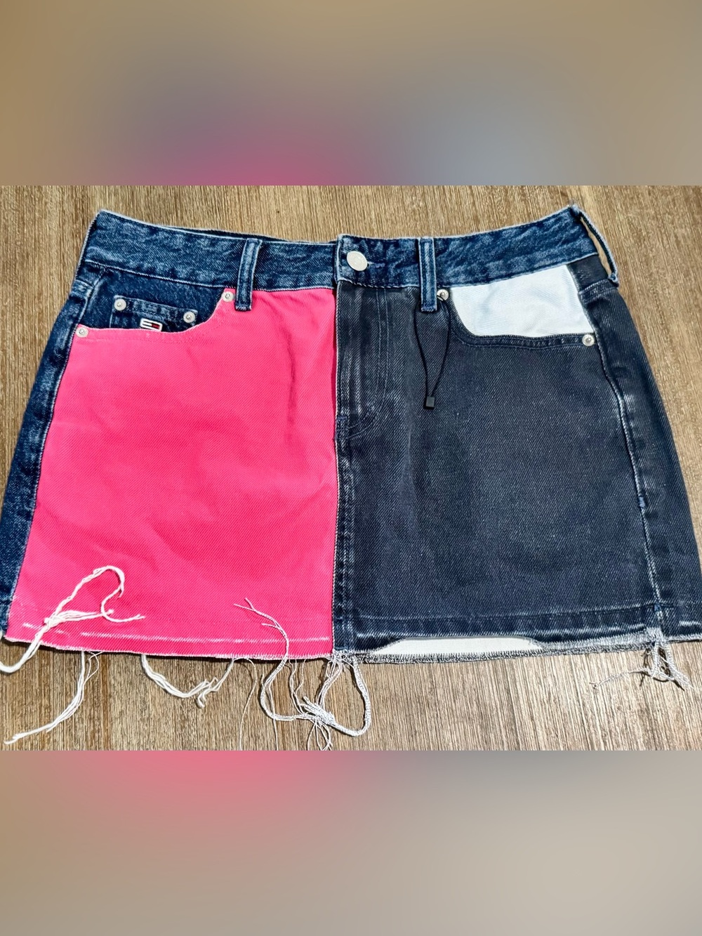 Tommy Hilfiger Red and Black Colorblock Denim Mini Skirt